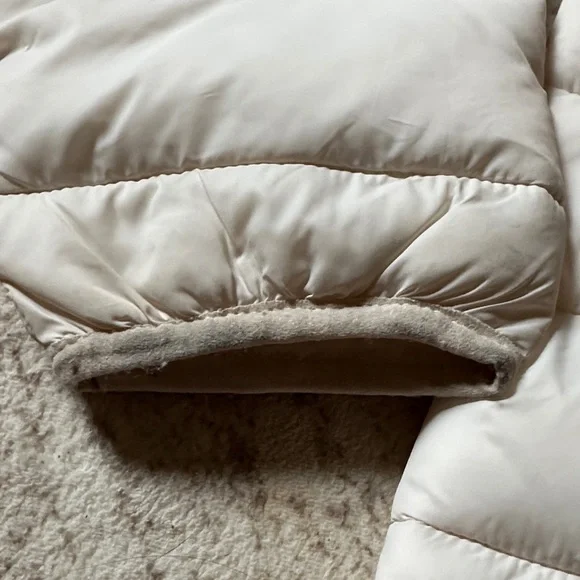Elegant Women's Cream Puffer Jacket - Picture 9 of 10